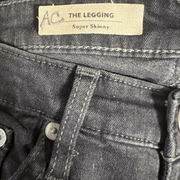 Adriano Goldschmied size 2 super skinny jeans - Picture 7 of 8